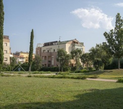 Трёхместные апартаменты с 2 комнатами односпальная кровать в Fellini - Family Flat