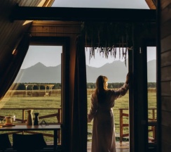 Семейный коттедж с красивым видом из окна в Саянский Марал Аршан