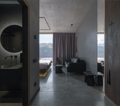 Deluxe (вид на горы) в Moon2