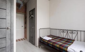 8 - ИЯФ (Одноместный стандартный номер - Single room) в Academ Inn