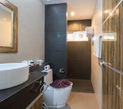 Семейный номер Deluxe в Отель Royal Beach Boutique Resort & Spa