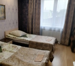 Номер стандарт с 2 односпальными кроватями и диваном в ОтельОк