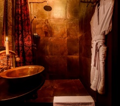 Граф Дракула в Mysterio hotel