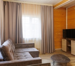 Дача с видом на поляну в Пасторское озеро