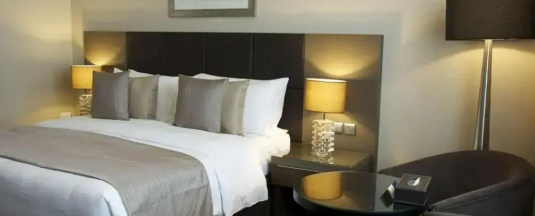Двухместный номер Deluxe (двуспальная кровать) в Ramada by Wyndham Abu Dhabi Downtown