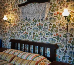 Сьют двухкомнатный с балконом в Таежные дачи