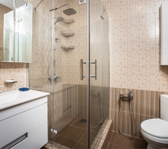 Евродвушка 65 кв.м. район Толстый мыс, на берегу открытого моря ,ул. Южная д. 35 в Милка