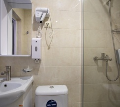 Четырехместный бюджет в Golden Kids