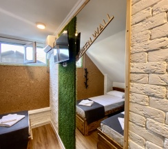 Двухместный номер на третьем этаже 8 в Greenwall