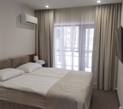 Family Village 3 спальни, улучшенный. Заезд в 19-00, выезд в 17-00. в Мечта
