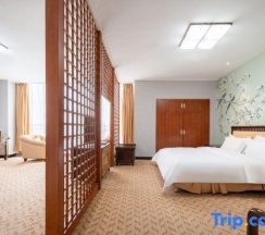 Люкс Business в Linghai Hotel