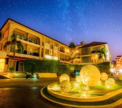 Двухместный номер Superior двуспальная кровать в Kata Blue Sea Resort