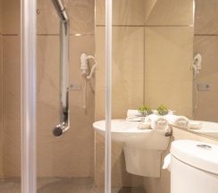 Апартаменты с 2 комнатами с балконом в San Jerónimo 17 Suites