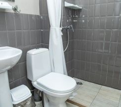 Четырёхместный номер Superior с балконом в Light House