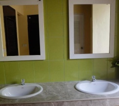 Кровать в общем номере в Captan Home