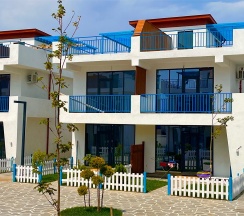 ПОЛУЛЮКС с патио в Santorini Family Club