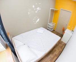 Стандартный номер с двухспальной кроватью размера Queen в Z Hostel