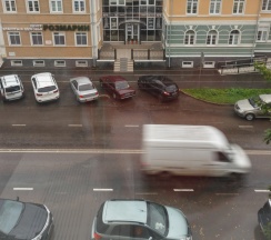 Апартаменты с балконом и с красивым видом из окна в Две Подушки