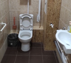 "Лесная сказка", комфорт, четырехместная, односп. кровати, ТВ, WiFi, декор, общие удобства, 18 кв/м, 1 этаж в Саблино