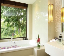 Резиденция с 3 комнатами в Отель Mövenpick Phuket Bangtao