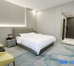 Номер Luxury в Dafa Hotel