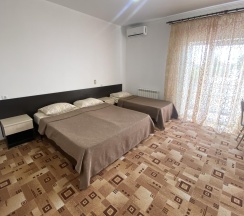 3-местный номер полулюкс в Амелия