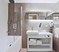 Двухместный люкс двуспальная кровать в Mercure Paris Vaugirard Porte de Versailles
