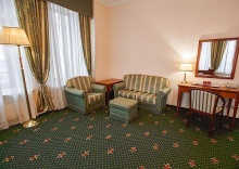 2-комнатный номер полулюкс в Шаляпин палас отель