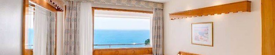 Двухместный номер Standard с видом на море 2 отдельные кровати в Rubi Hotel