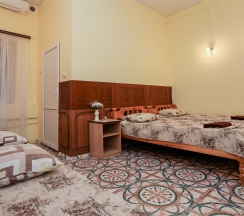 Стандартный 4х местный номер 1 этаж в Green oasis Vavilon