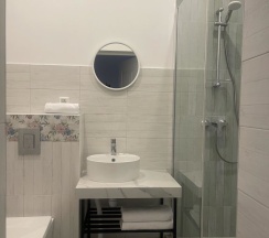 Двухместный номер Standard с видом на горы 2 отдельные кровати в The Atmosfere