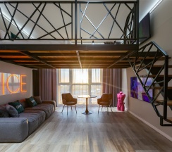 К–297А, панорамное окно, последний этаж в Gosh.rent