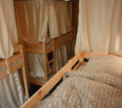 Кровать в 8-местном общем номере в Karelia hostel