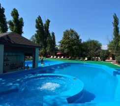 Трехместный номер в Лоран