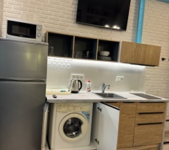[1] Студия с патио и отдельным входом в Loft