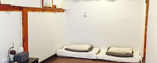 Двухместный номер Standard 2 отдельные кровати в The Place Seoul Hanok Guesthouse