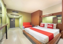 Двухместный номер Deluxe двуспальная кровать в OYO 75382 Chonburi Hotel