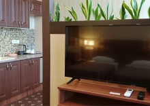 Апартаменты с просторной спальней, обеденной зоной и балконом в My Favourite Garden Hotel