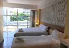 Номер Deluxe в Snooze Hotel Thonglor Bangkok