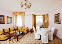 Люкс Deluxe в Business Hotel