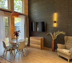 1. Коттедж семейный в Дубки