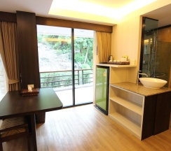 Семейная студия Deluxe в Phi Phi Nice Beach Hotel Hip