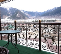 1-комнатная комната люкс в Golden House