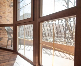 Трехместный улучшенный номер комфорт с балконом в LaManсhe