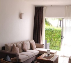 Апартаменты c 1 комнатой с балконом в The Melanesian Port Vila Hotel