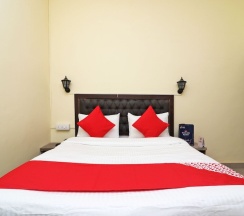 Номер Deluxe в OYO 17171 Sandhya Guest House