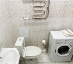 Апартаменты Comfort с балконом в Квартира с модными кроликами и большой площадью в Орбите