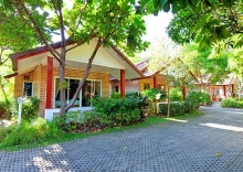 Коттедж в Theerama Cottage Resort