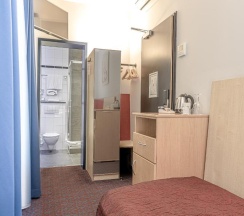 Одноместный номер Economy в Ramada by Wyndham Frankfurt Central Station