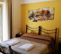 Номер Deluxe в Neapolis Pie